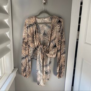 Billabong dressy tie front shirt